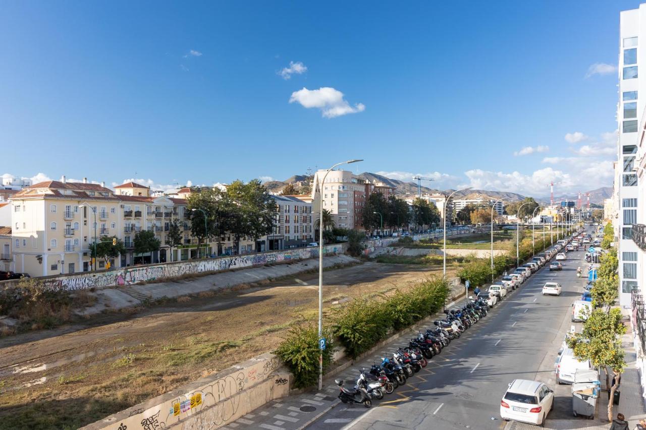 Apartamento 4seasons Rosaleda Suitemalaga
